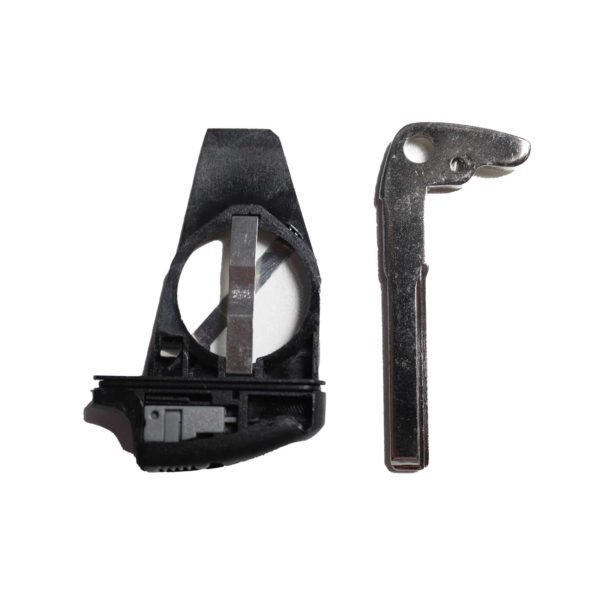 Mercedes Benz - A, C, E (2003-2006) | Remote Key Battery Clip